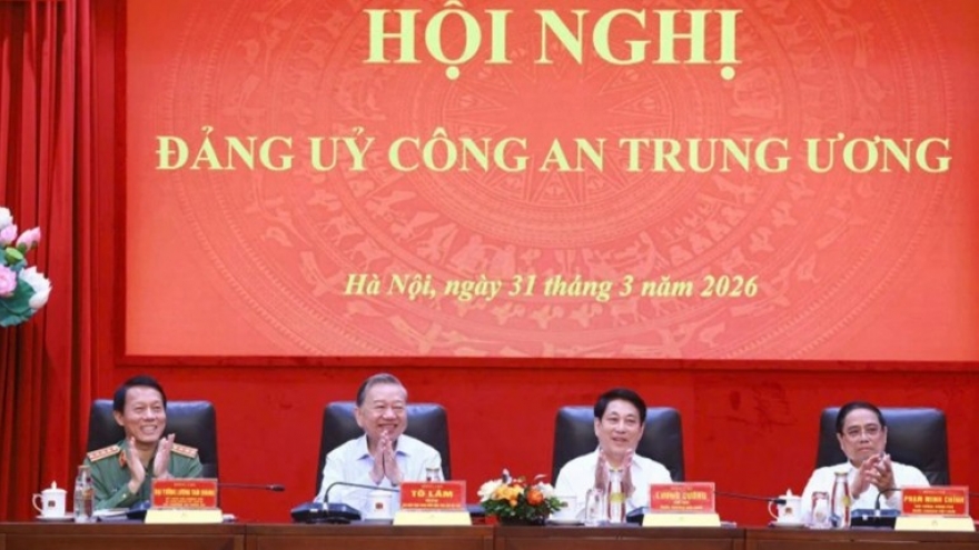 Party leader To Lam attends Central Public Security Party Committee meeting